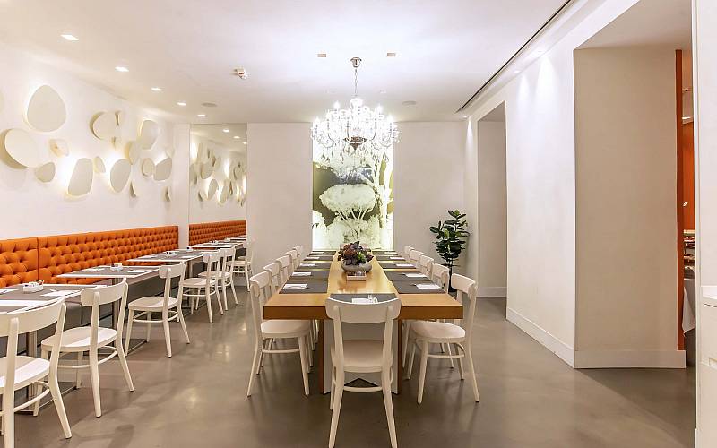 Hotel White ****: Salle de petit déjeuner