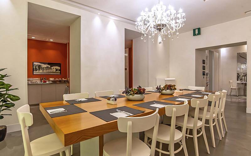 Hotel White ****: Salle de petit déjeuner