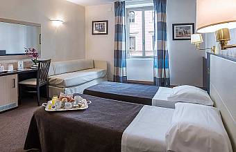 Hotel <br />Tritone Rome ***