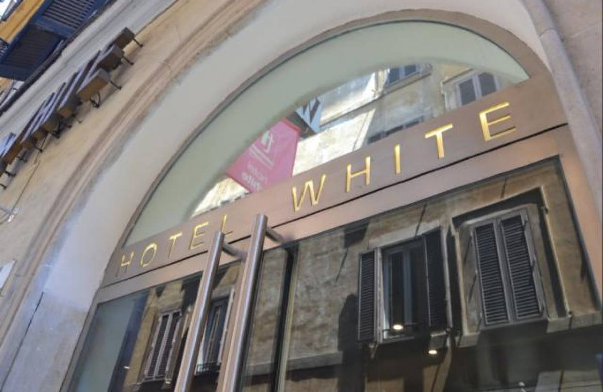 Stay at least 4 nights and save 20%